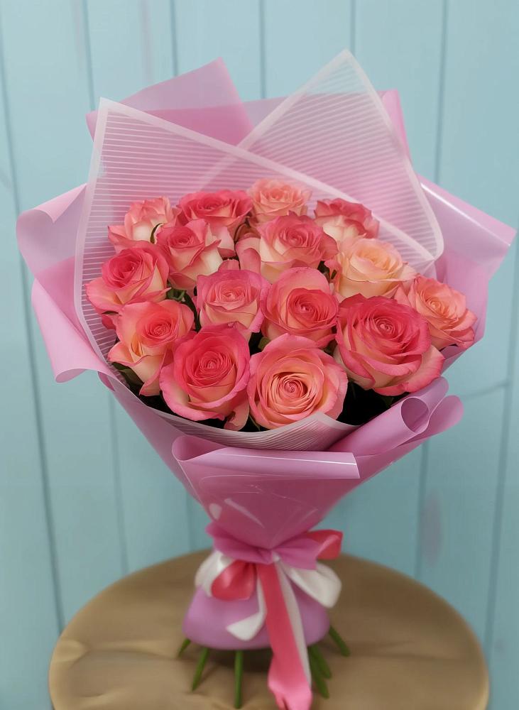 Букет 15 Розовых роз Равель в Холодном