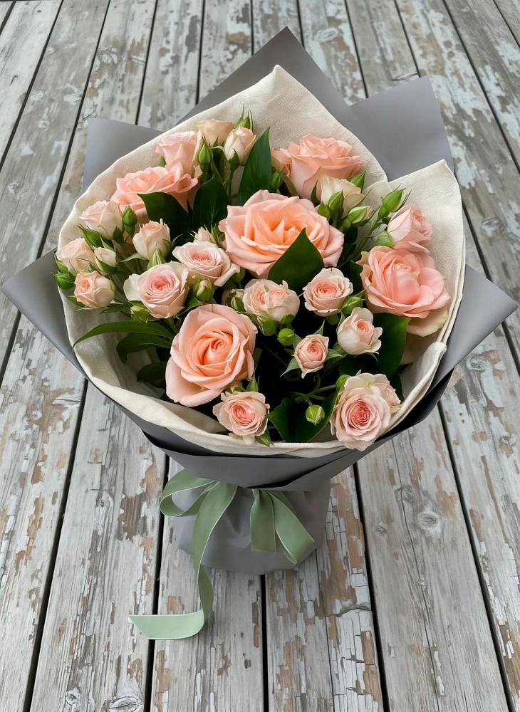 Букет цветов из: Розы в Холодном