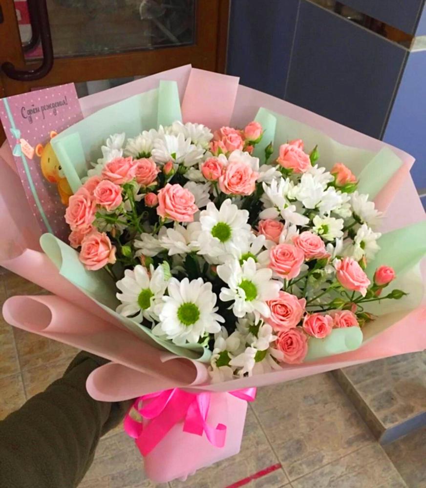 Букет цветов из: Розы и Хризантемы в Холодном